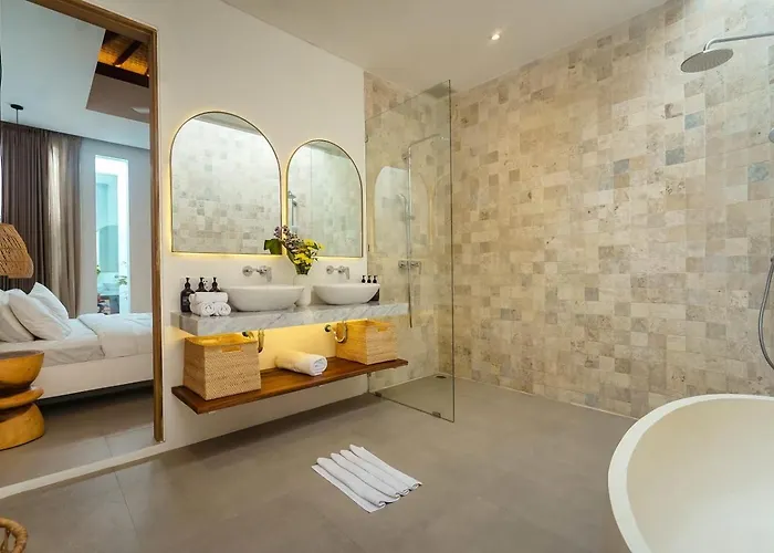 Villa 3 Bedrooms Sanctuary Uluwatu (Bali)